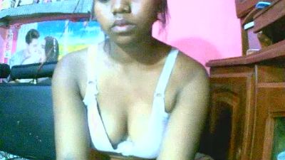 Princiah02 live cam on Cam4