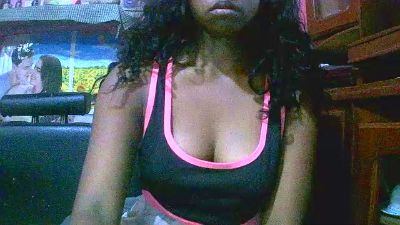 Princiah02 live cam on Cam4