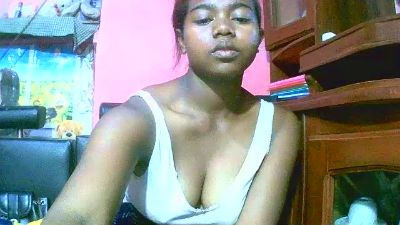 Princiah02 live cam on Cam4