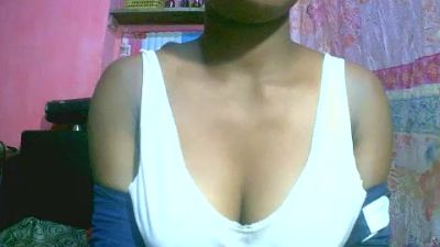 Princiah02 live cam on Cam4