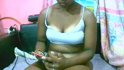 Princiah02 live cam on Cam4