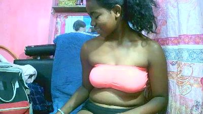 Princiah02 live cam on Cam4