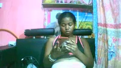 Princiah02 live cam on Cam4