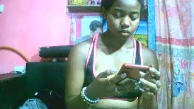 Princiah02 live cam on Cam4