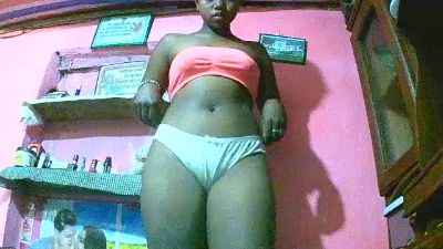 Princiah02 live cam on Cam4