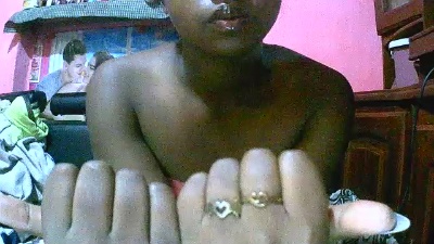 Princiah02 live cam on Cam4