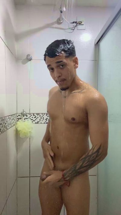 Principe_Gui live cam on Cam4