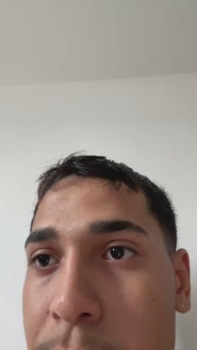 Principe_Gui live cam on Cam4