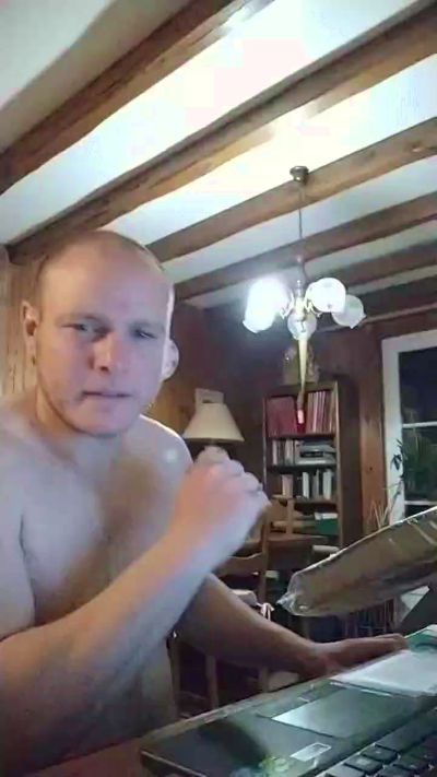 Pringuy live cam on Cam4
