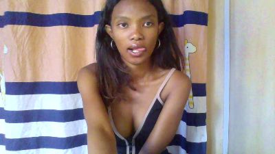 Priscassie live cam on Cam4