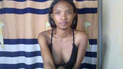 Priscassie live cam on Cam4