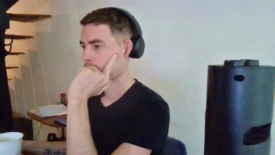 ProphetsRoom live cam on Cam4