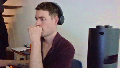 ProphetsRoom live cam on Cam4
