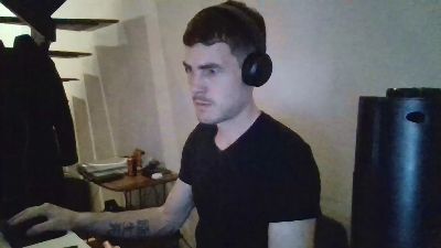ProphetsRoom live cam on Cam4