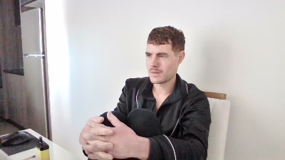 ProphetsRoom live cam on Cam4