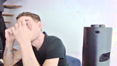 ProphetsRoom live cam on Cam4