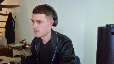 ProphetsRoom live cam on Cam4