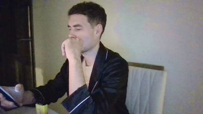 ProphetsRoom live cam on Cam4