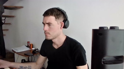 ProphetsRoom live cam on Cam4