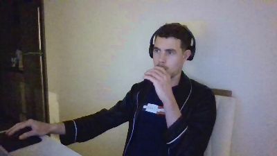 ProphetsRoom live cam on Cam4