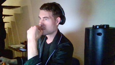 ProphetsRoom live cam on Cam4