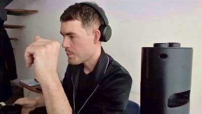 ProphetsRoom live cam on Cam4