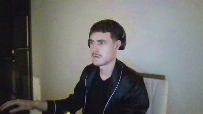ProphetsRoom live cam on Cam4