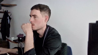 ProphetsRoom live cam on Cam4