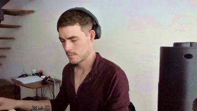 ProphetsRoom live cam on Cam4