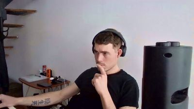 ProphetsRoom live cam on Cam4