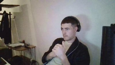 ProphetsRoom live cam on Cam4