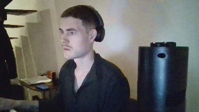 ProphetsRoom live cam on Cam4