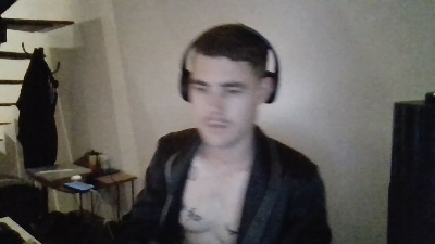 ProphetsRoom live cam on Cam4