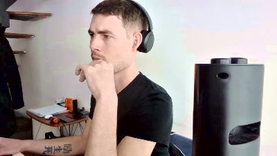 ProphetsRoom live cam on Cam4