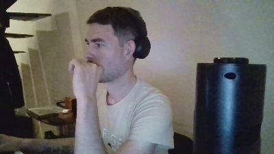 ProphetsRoom live cam on Cam4