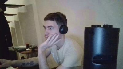 ProphetsRoom live cam on Cam4