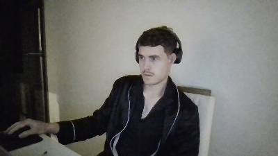 ProphetsRoom live cam on Cam4