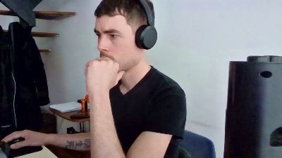 ProphetsRoom live cam on Cam4