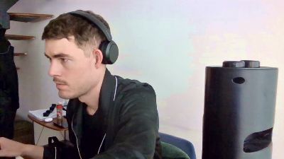 ProphetsRoom live cam on Cam4