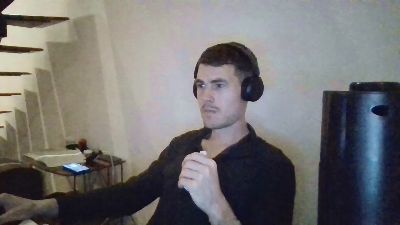 ProphetsRoom live cam on Cam4