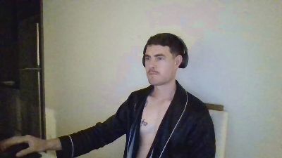 ProphetsRoom live cam on Cam4