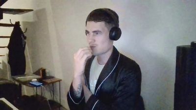 ProphetsRoom live cam on Cam4