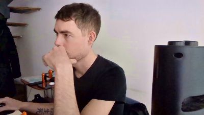 ProphetsRoom live cam on Cam4