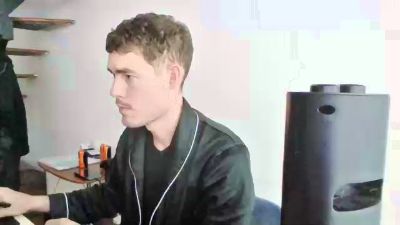ProphetsRoom live cam on Cam4