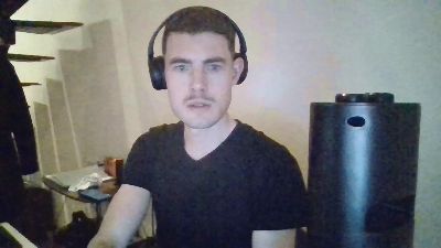 ProphetsRoom live cam on Cam4