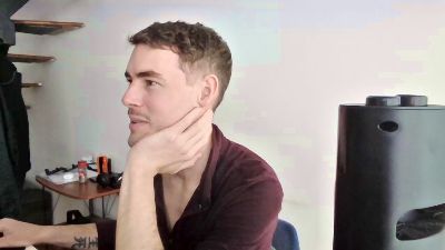 ProphetsRoom live cam on Cam4
