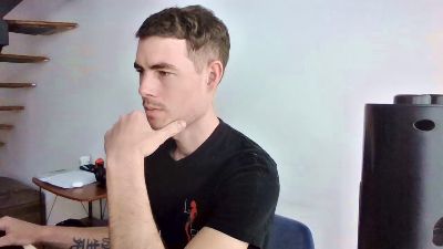 ProphetsRoom live cam on Cam4
