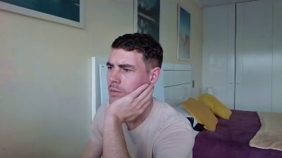 ProphetsRoom live cam on Cam4