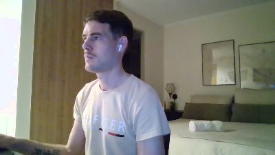 ProphetsRoom live cam on Cam4