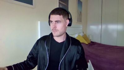 ProphetsRoom live cam on Cam4